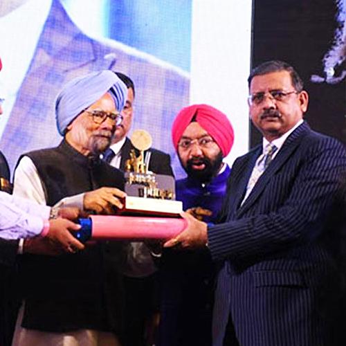 he Jewel of Punjab Honour from the ex-Prime Minister of India, Shri Manmohan Singh